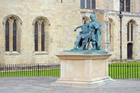 Statue of Constantine In York
